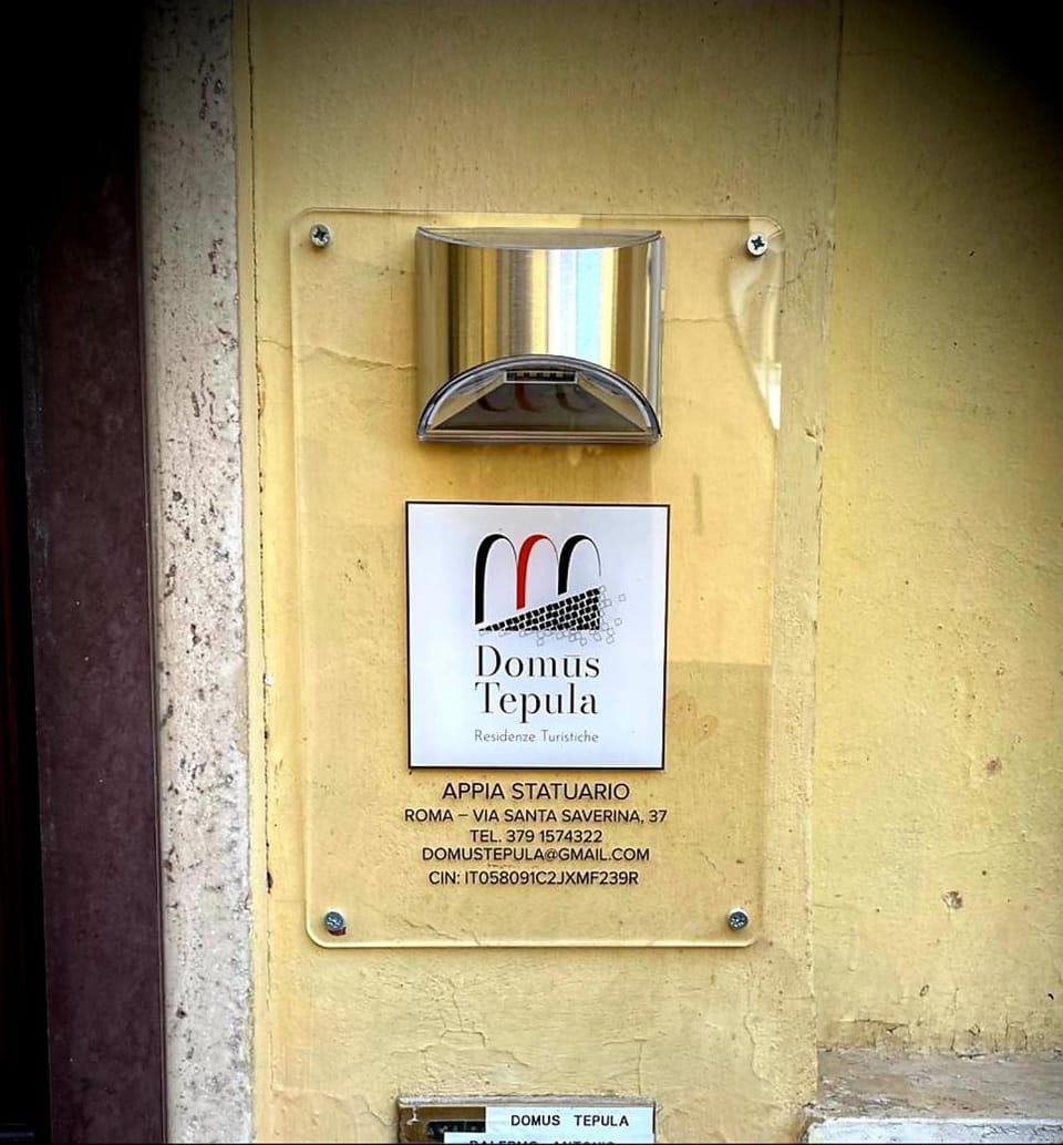 Domus Tepula 1 Apartment in Rome