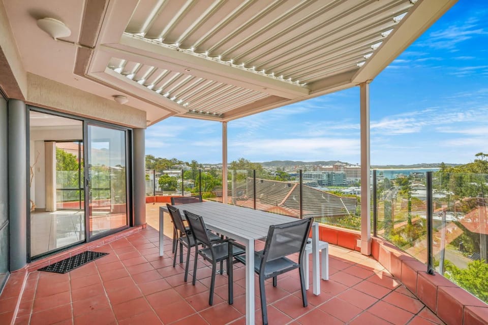 Ash Sienna House in Terrigal