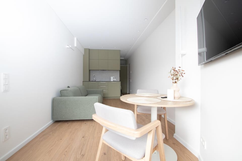 ᴄᴏʜᴏsᴛ I Cozy Studio With Balcony, Near City Center Apartment in Palanga