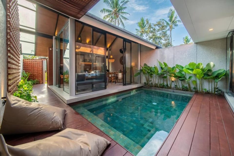 Balcony/Terrace, Swimming pool