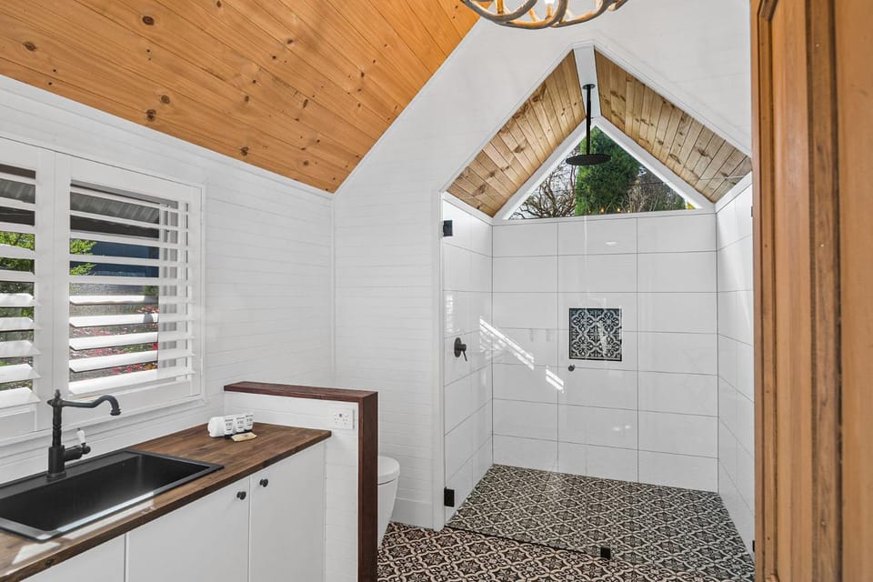 Duck Walk Cottage House in Bowral