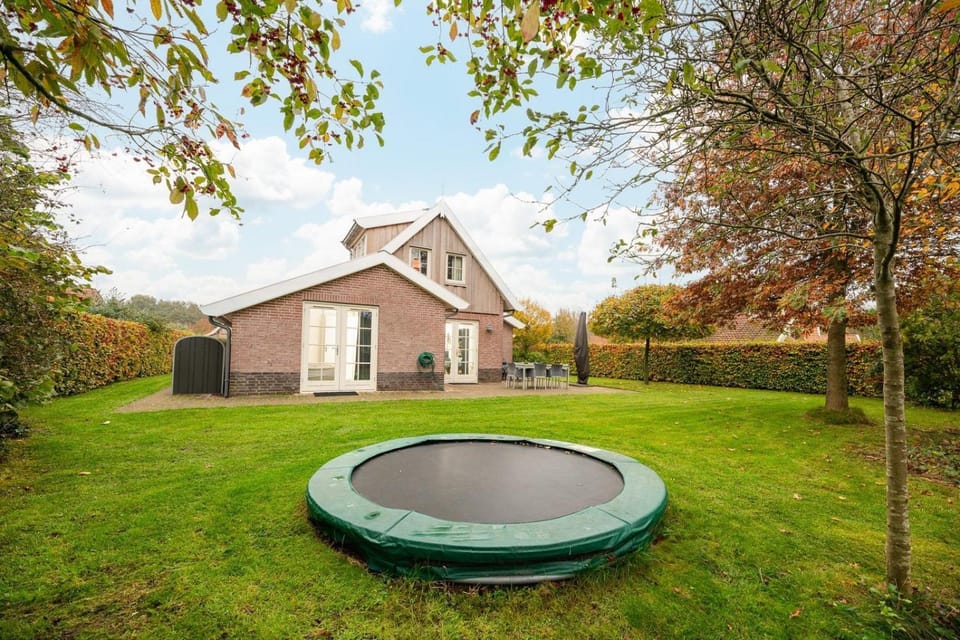 Buitengoed het Lageveld 62 House in Overijssel (province)