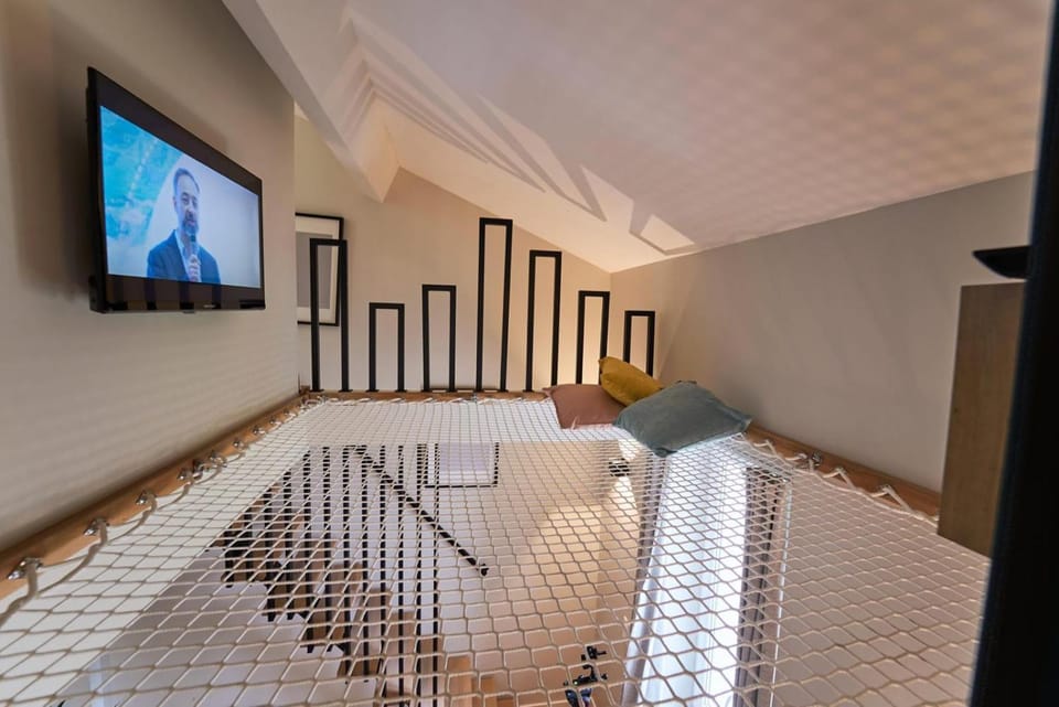 TV and multimedia, Evening entertainment