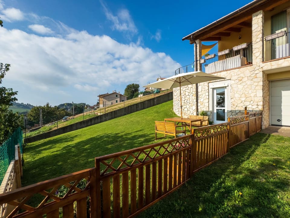 Property building, Day, Garden, Garden view