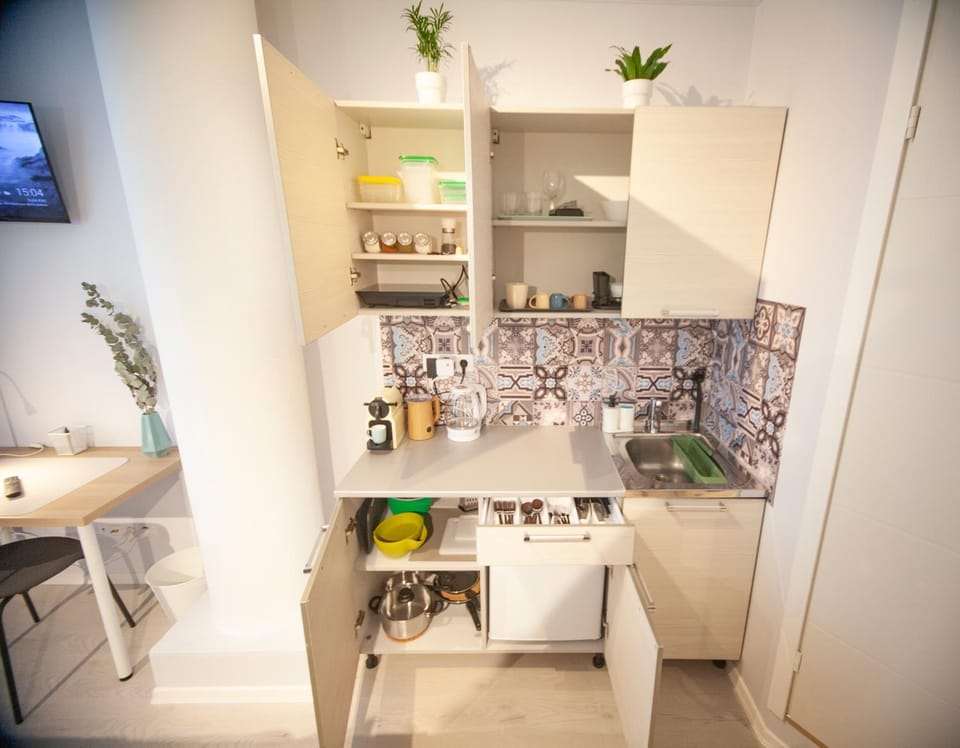 Kitchen or kitchenette, stove