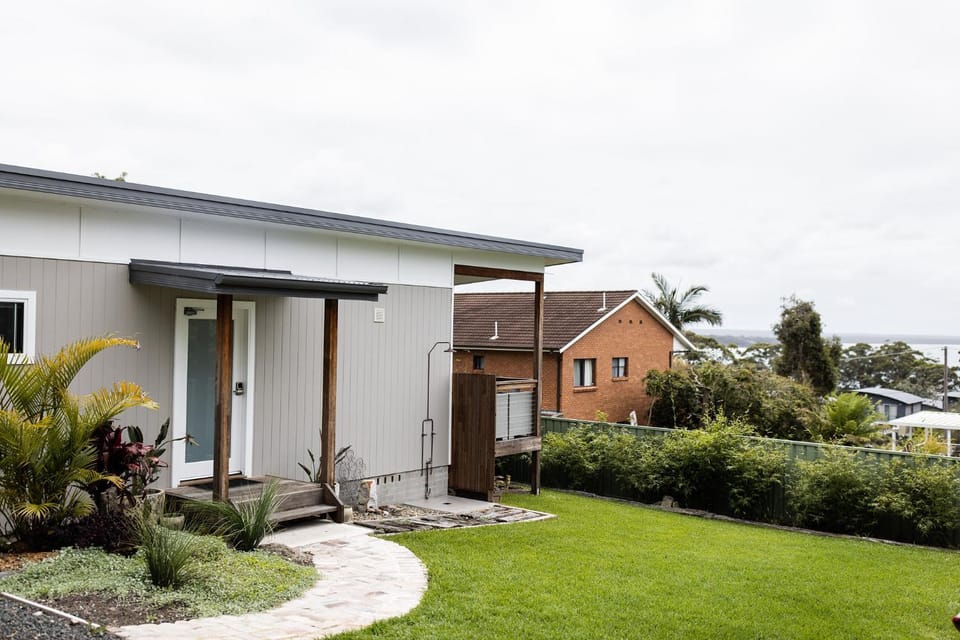 Orion Beach Cottage B - Jervis Bay House in Vincentia