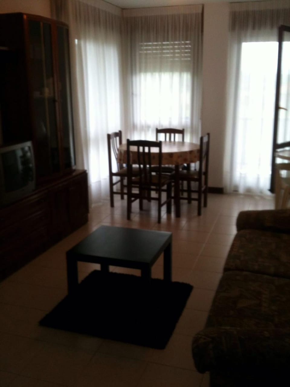 Day, Living room