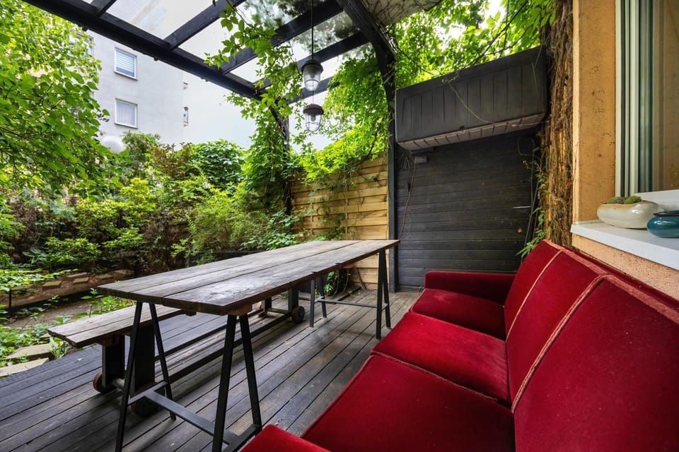 Patio, Garden, Balcony/Terrace, Seating area, Dining area, Garden view