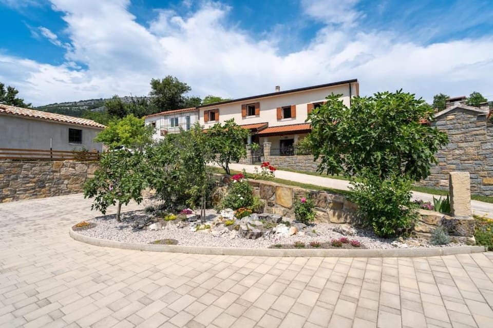 Angela by Briskva Apartment in Istria County