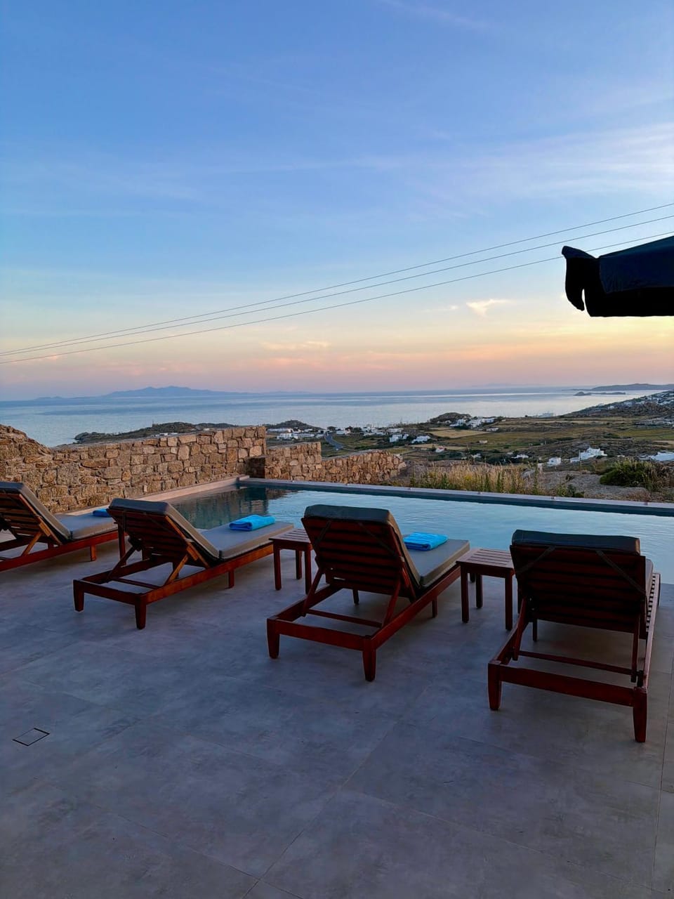 Natural landscape, View (from property/room), Balcony/Terrace, Lake view, Pool view, Sea view, Swimming pool, sunbed