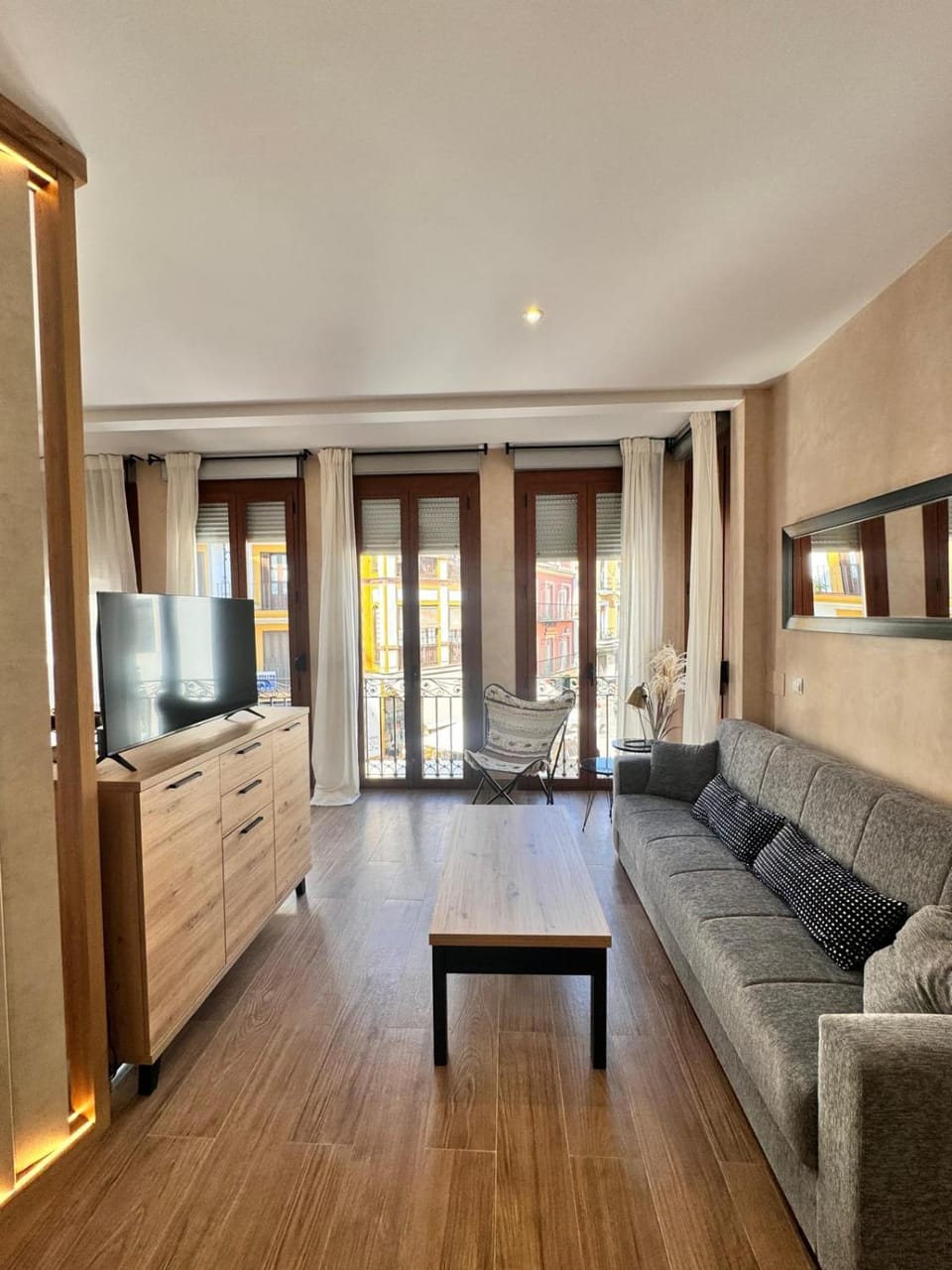 TV and multimedia, Living room