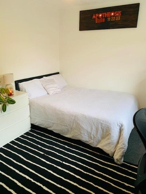 Bramley Fall Park Homestay Vacation rental in Leeds