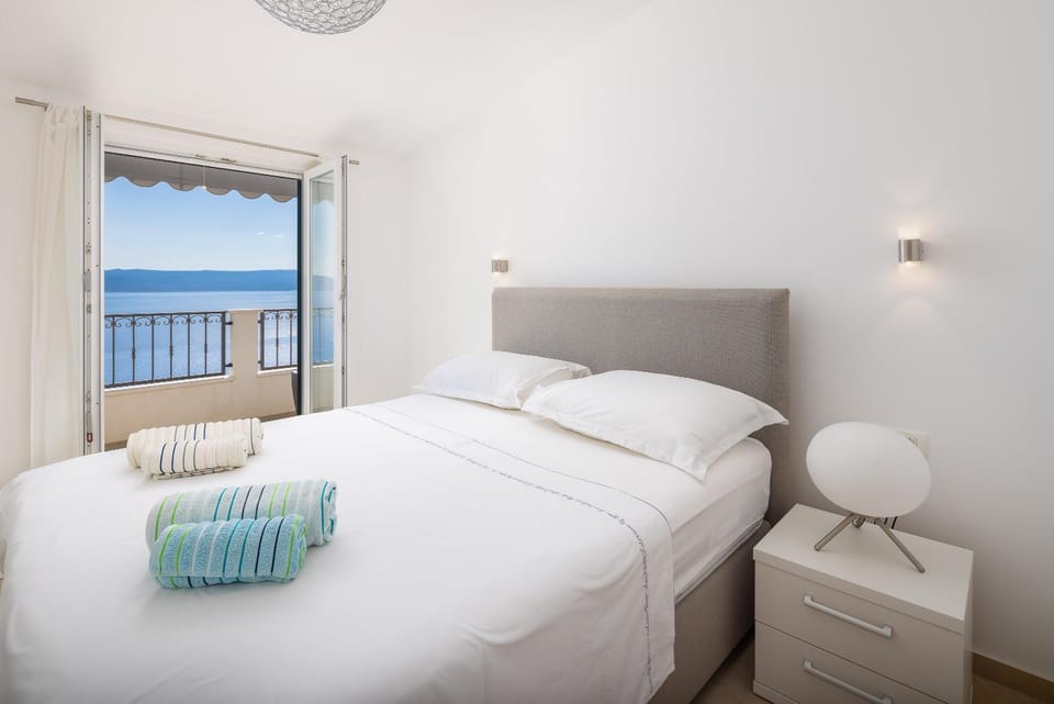View (from property/room), Sea view, towels