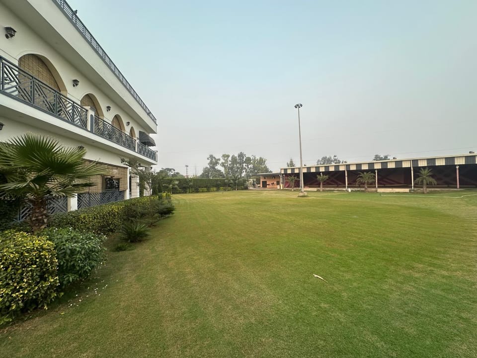 Property building, Natural landscape, Garden