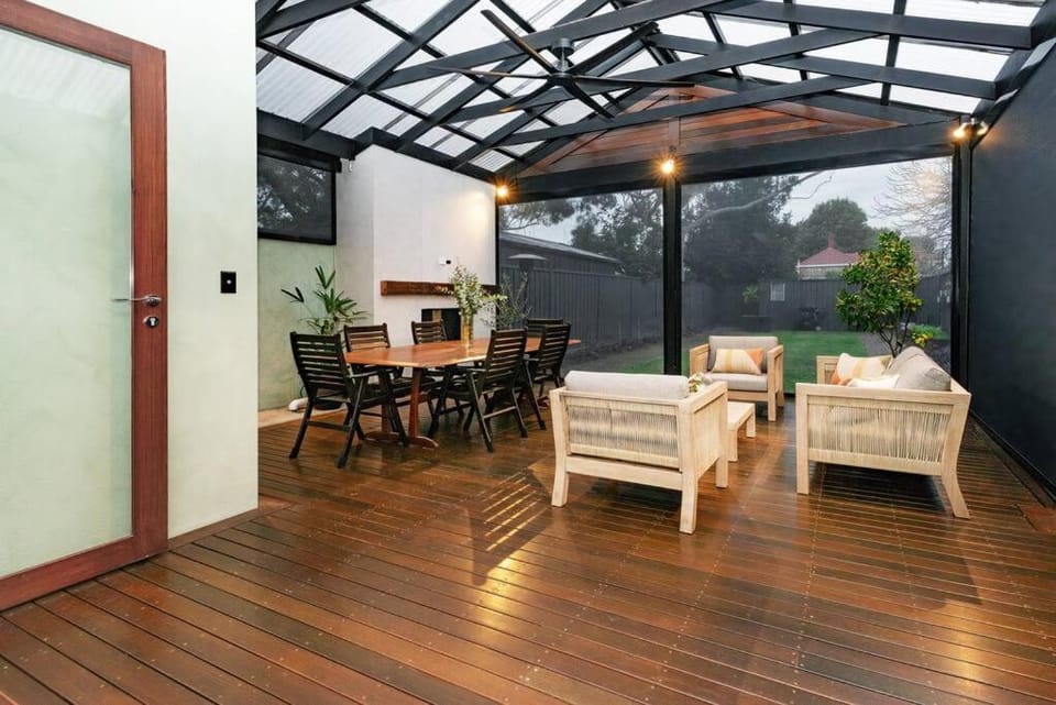 Patio, Seating area