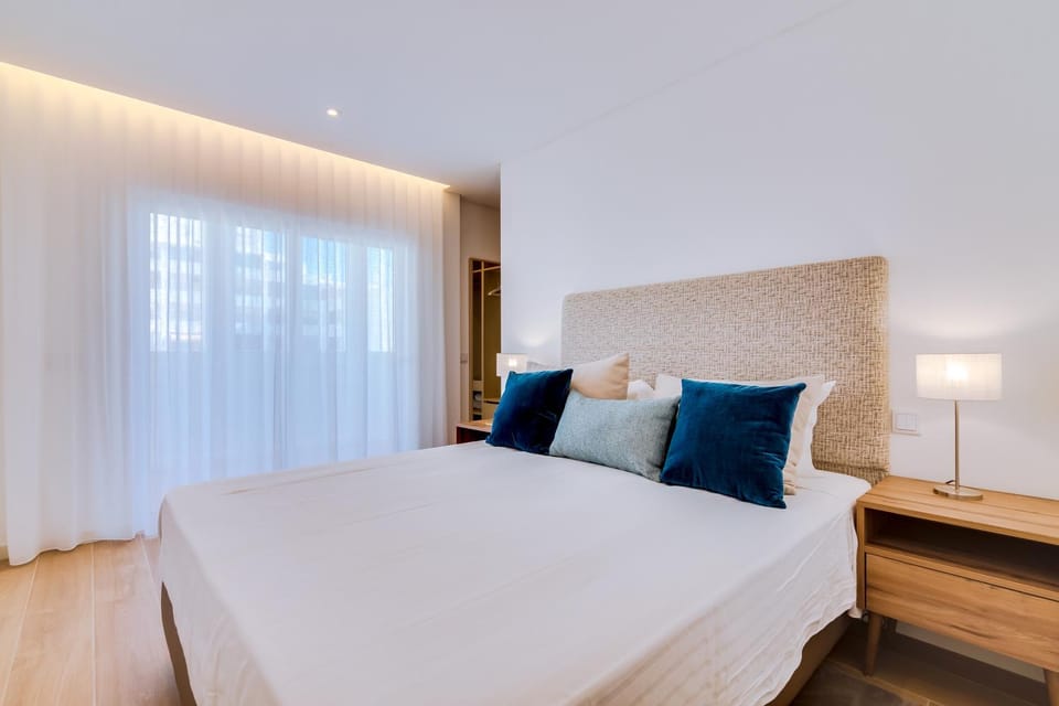 Bed, Bedroom, wardrobe