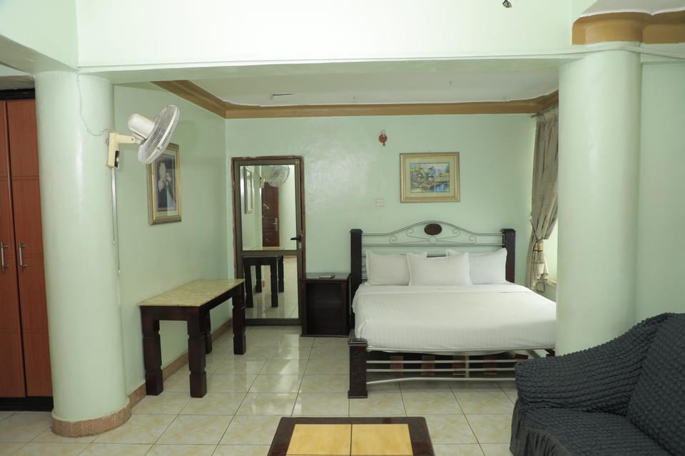 Photo of the whole room, Bedroom, bunk bed