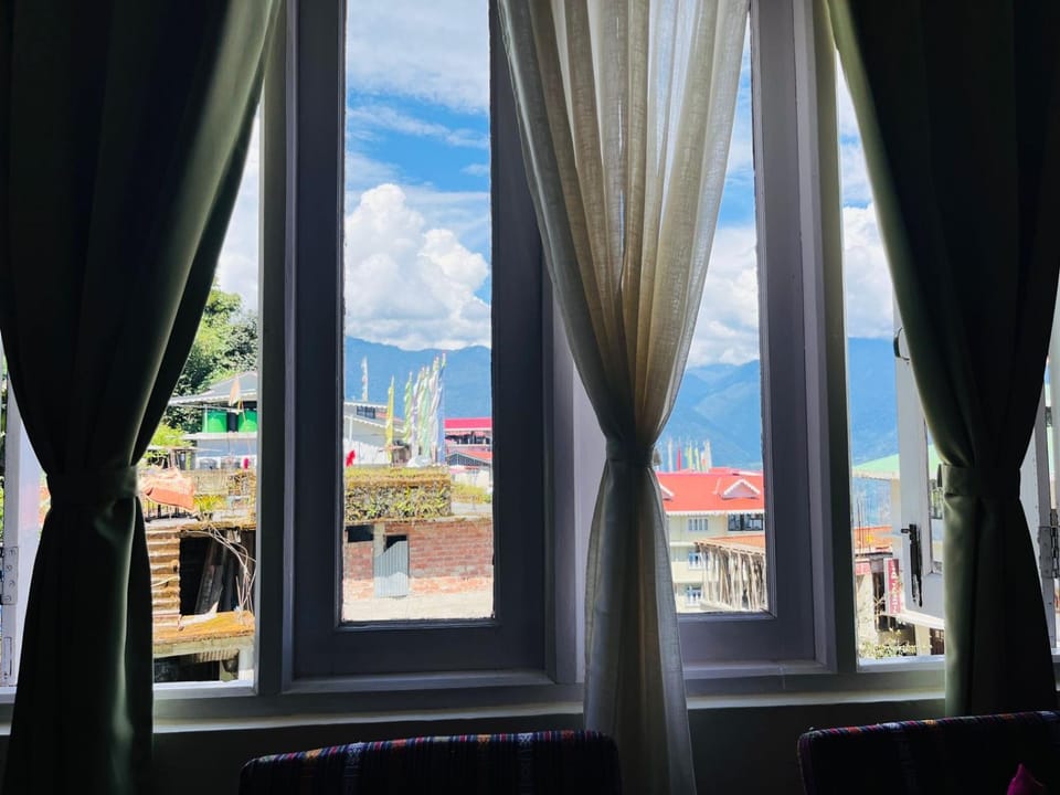 View (from property/room), Mountain view