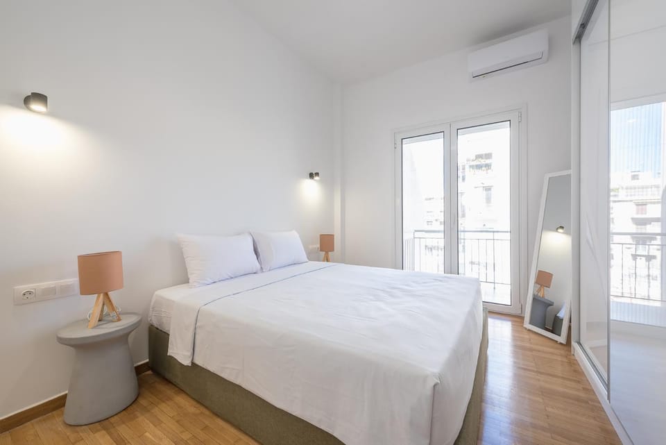 Bed, Bedroom, air conditioner