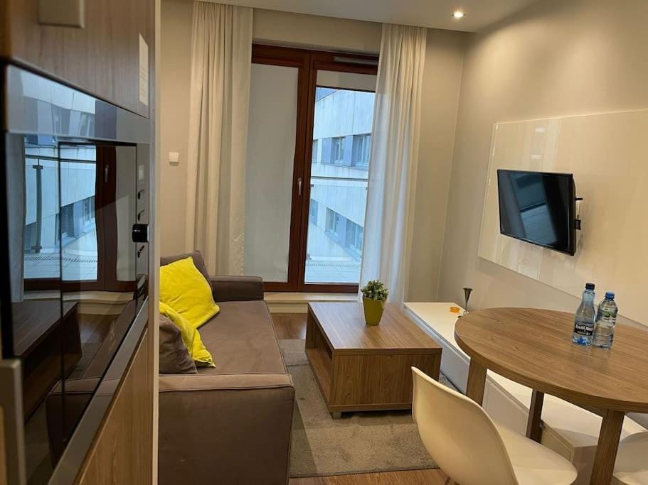 Oxygen Charming Studio Apartment in Warsaw