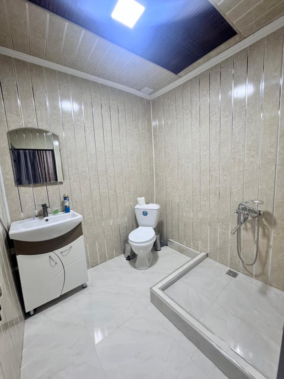 Hovakimyans Hotel And Pool 24 & 7 Apartment in Yerevan