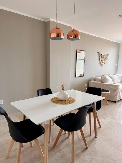 PISO 7 Edif Alarif Trench Apartment in Posadas