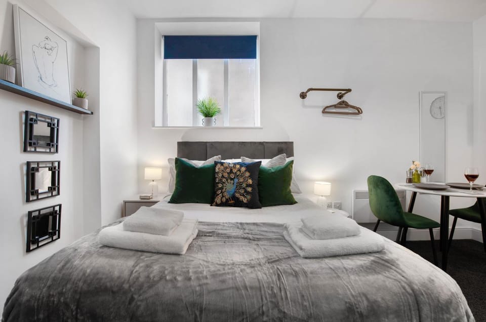 Living room, Seating area, Bedroom