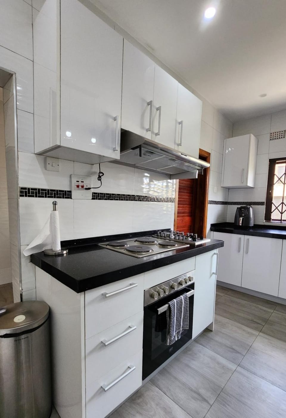 Kitchen or kitchenette, stove