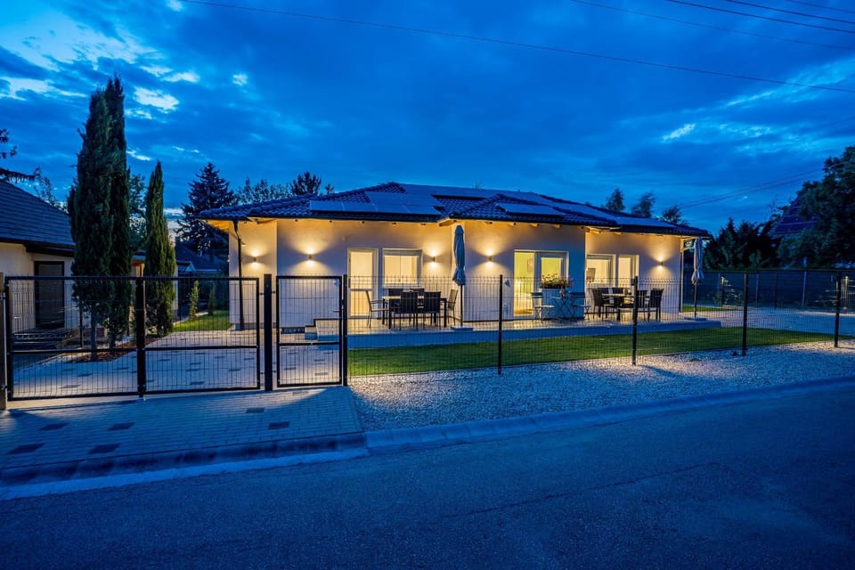 Property building, Night