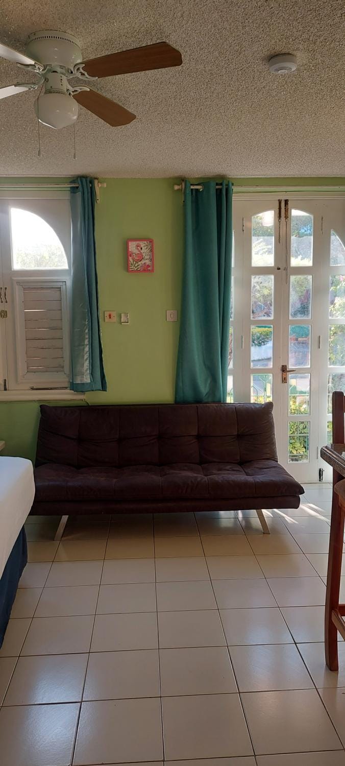 Beach Studio 9 Hotel in Ocho Rios