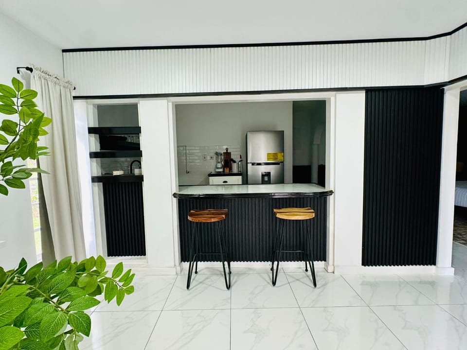 Falcon Bay - Airport Pickup Available - Gated-Security Apartment in Montego Bay