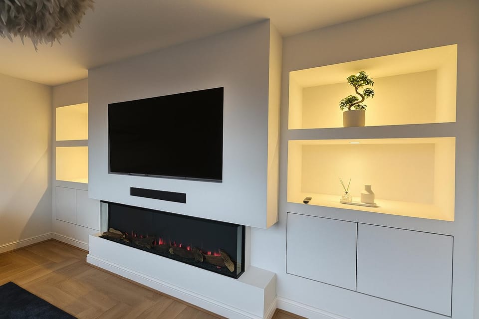 TV and multimedia, Living room, Evening entertainment, fireplace