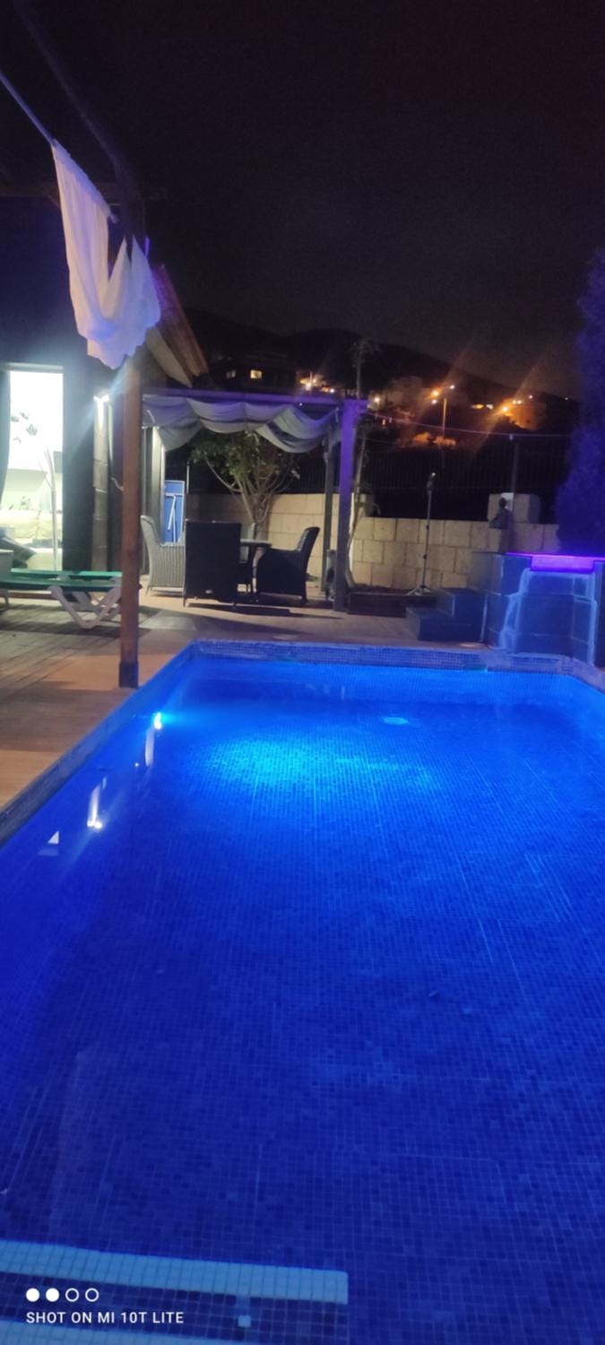 LUXURY VILLA SEA VIEWS HEATED POOL private jacuzzi wifi bbq parking tennis court Villa in Canary Islands