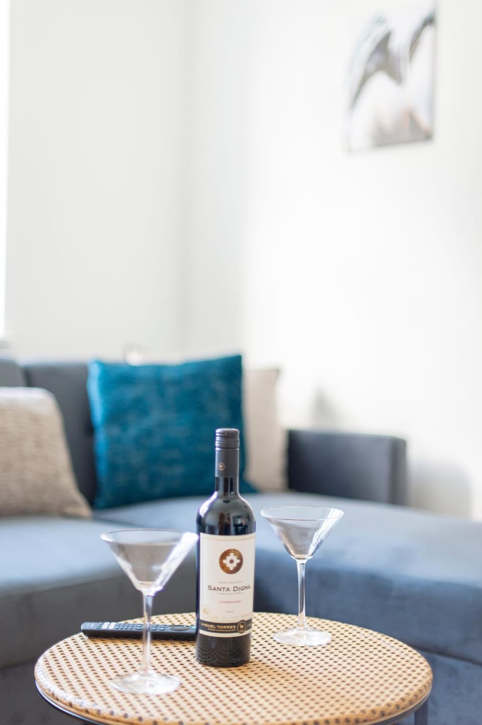 Ealing 3 Bath Flat with Parking 10 mins to Station Apartment in London Borough of Ealing