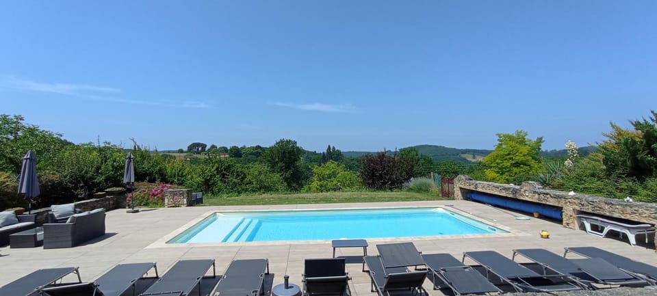 Les Terrasses du Carlat, Le Logis, Demeure raffinée, situation idéale Dordogne, vues, piscine Villa in Nouvelle-Aquitaine