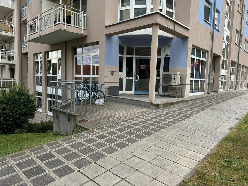 Property building, Street view
