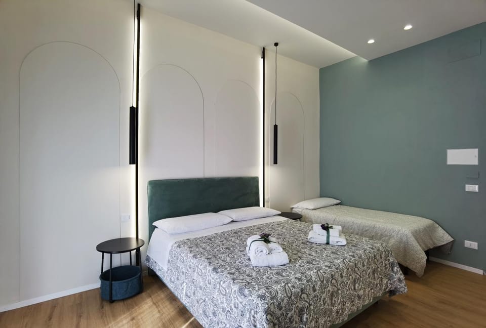 Bed, Photo of the whole room
