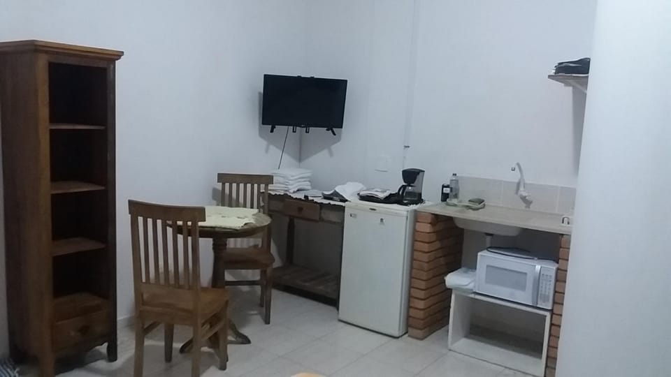 TV and multimedia, Kitchen or kitchenette, Dining area, minibar