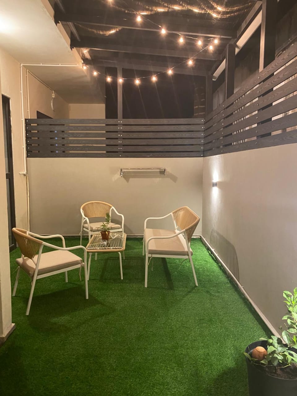 Patio, Seating area