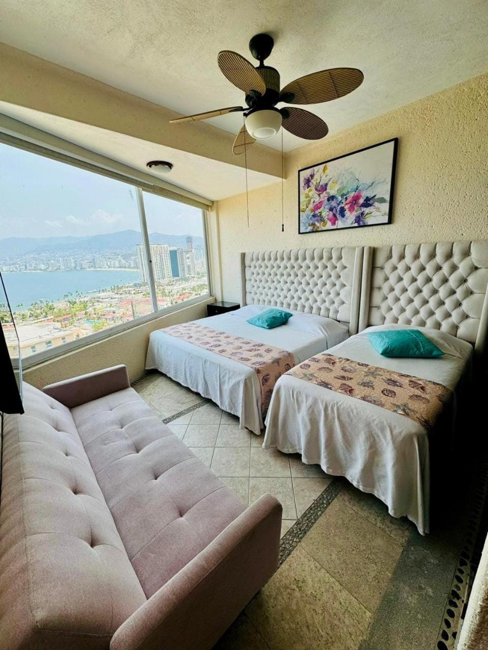 3 Atardeceres, Pet Friendly Vista al Mar en Brisas House in Acapulco