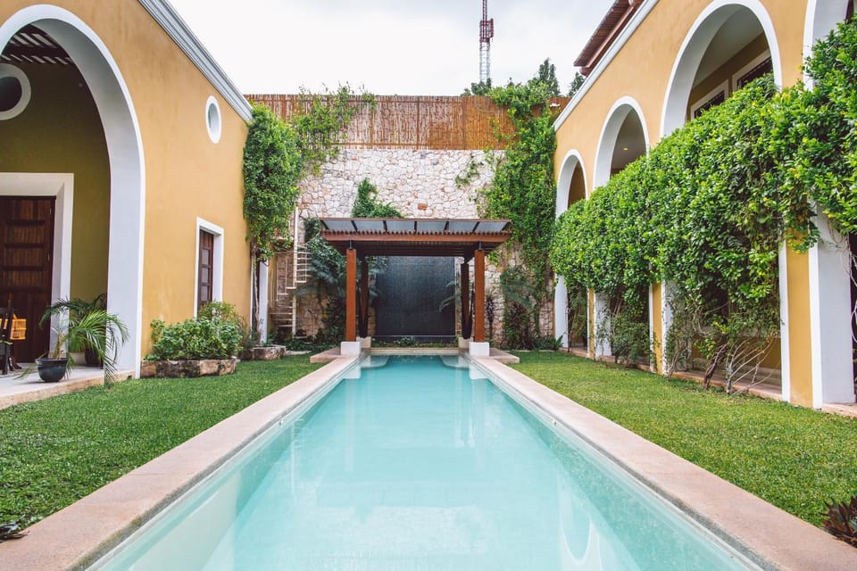 Swimming pool