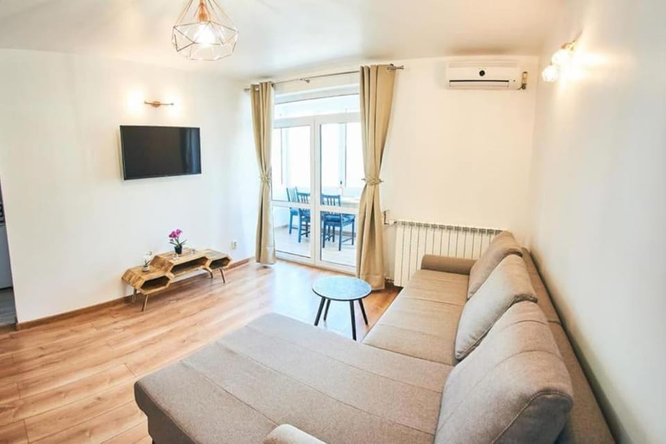 OLD TOWN 2 beds panoramic balcony Apartment in Bucharest