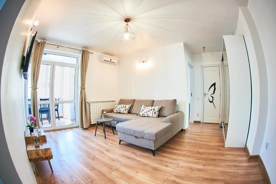 Living room, air conditioner