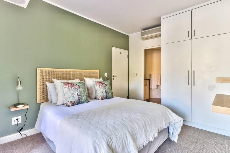The Rockwell Apt in DeWaterkant next to Waterfront Apartment in Cape Town
