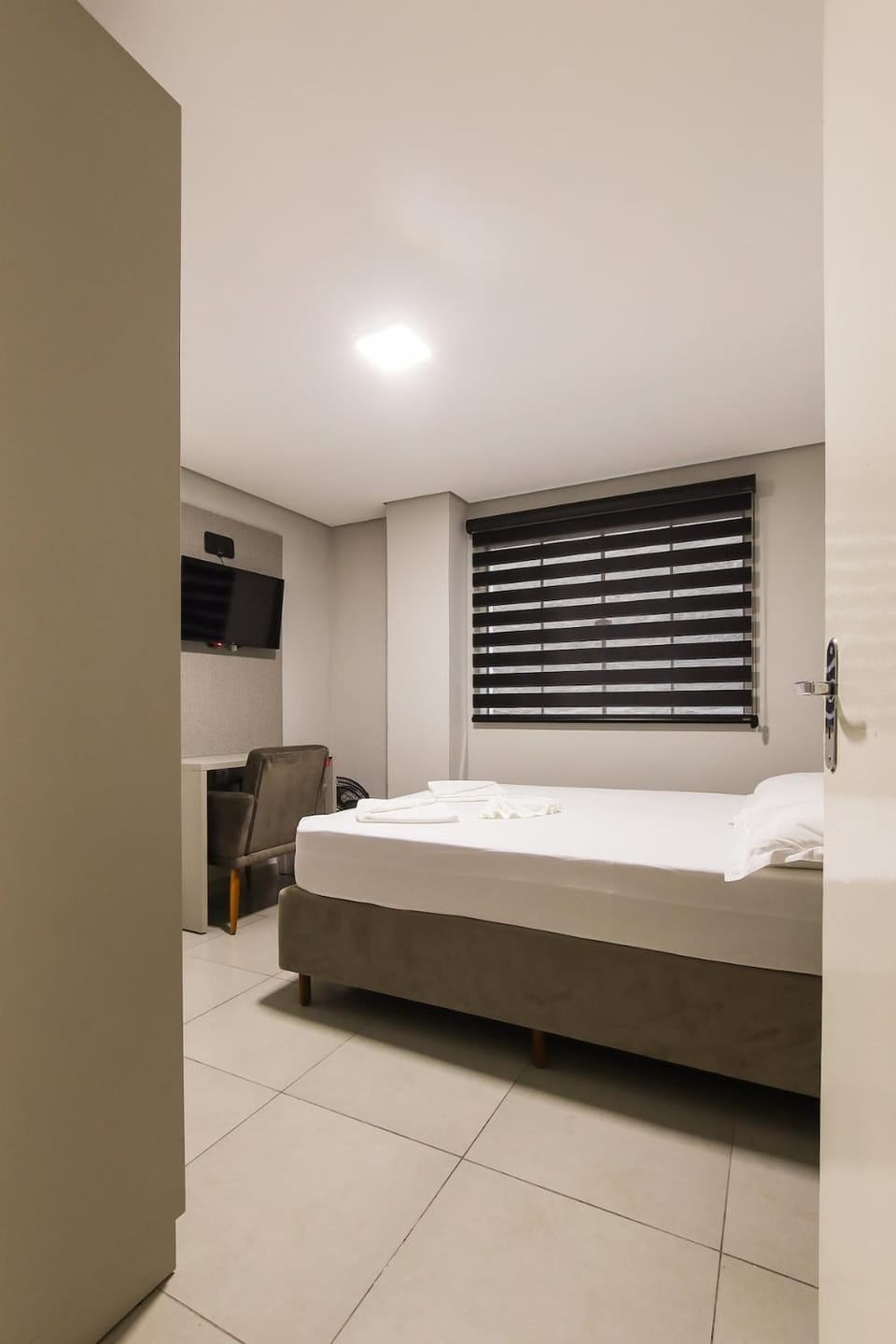 Lou Suítes 6 - Business perto do aeroporto Apartment in State of Paraná