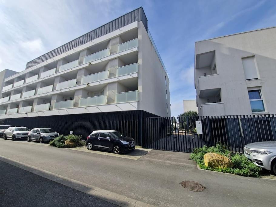 Ambre Appart-Wifi-Terrasse-Parking-Terrasse-2 couchages Apartment in La Rochelle
