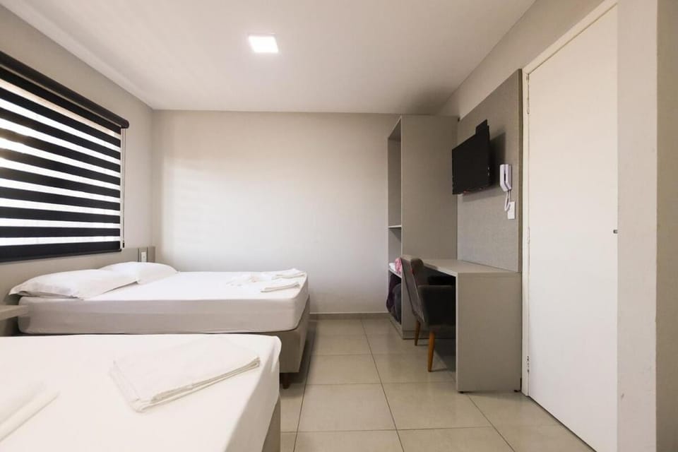 Lou Suítes 9- com 2 camas de casal - total confort Apartment in State of Paraná