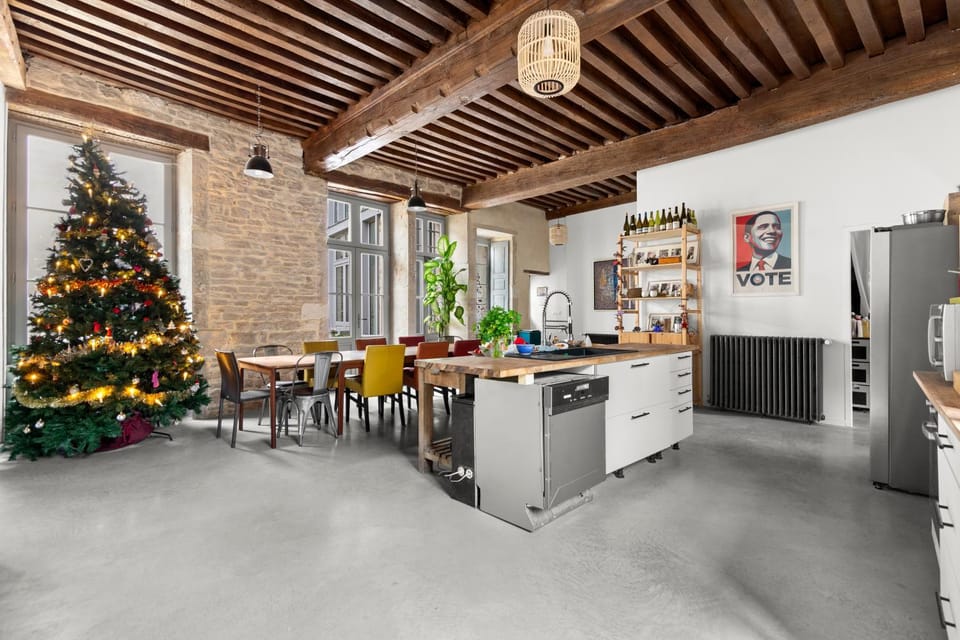 Living room, Dining area