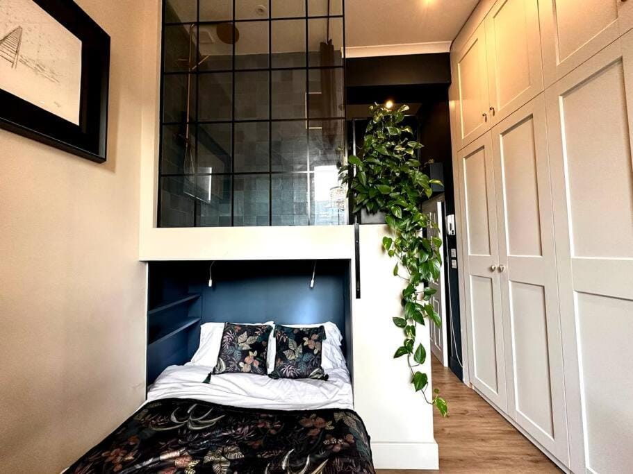 Design studio in Paddington Apartment in City of Westminster