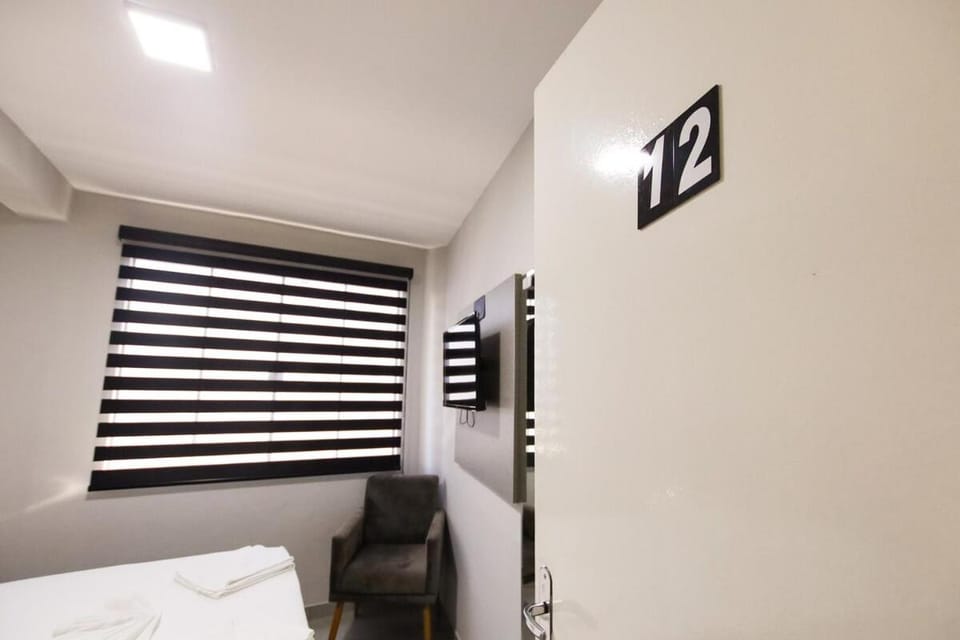 Lou Suítes 12 - Compacto e Completo Apartment in State of Paraná